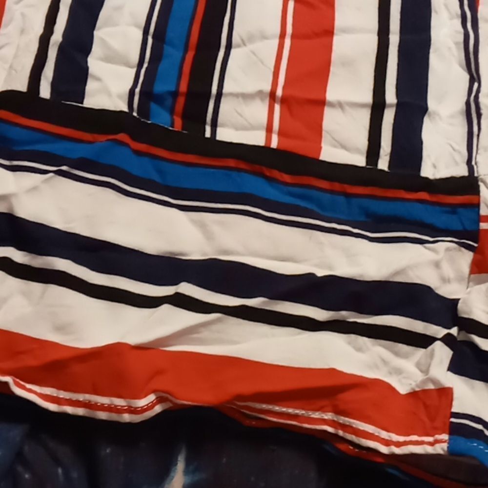 Capris - Picture 3 of 4